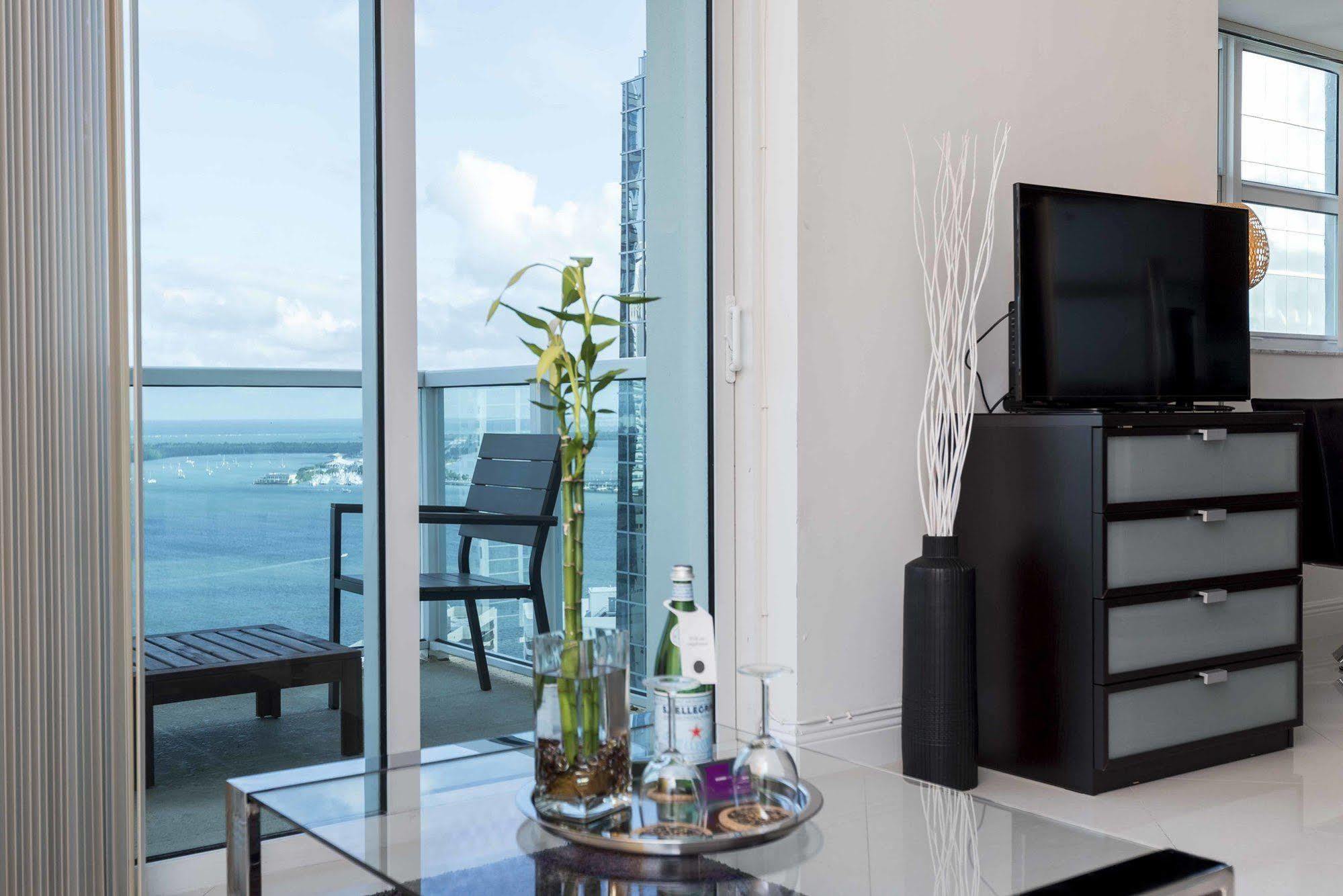 Dharma Home Suites Miami At Brickell المظهر الخارجي الصورة